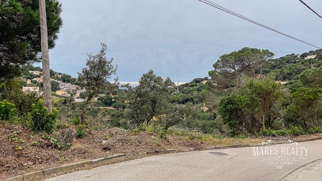 Rakentamaton maa myytävänä paikassa Serra Brava, Lloret de Mar - 105 450 € (Ref: 7435363)