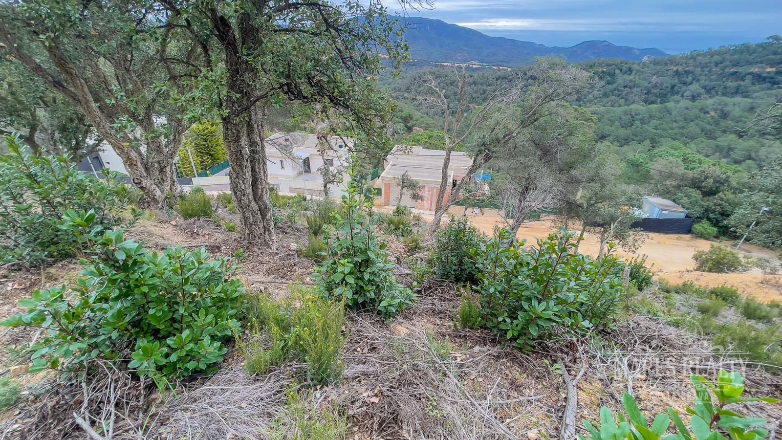 Grunde uden byggetilladelser til salg i Lloret de Mar - € 85.000 (Ref: 7435364)