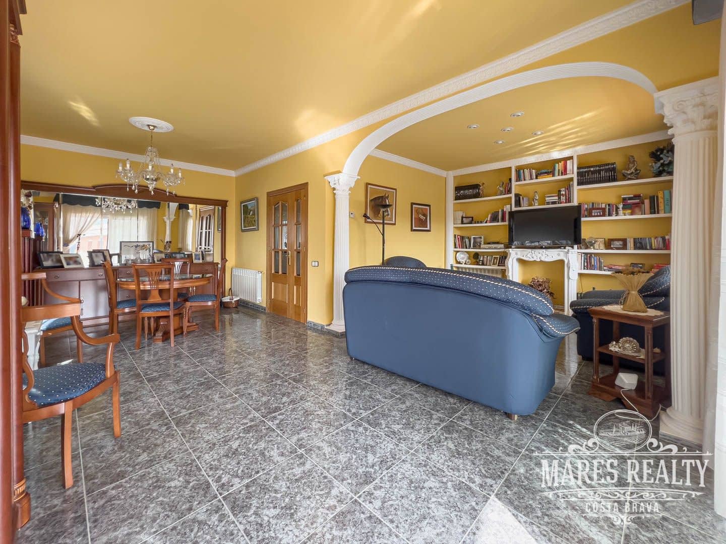 4 bedroom Villa for sale in Lloret de Mar with pool garage - € 499,000 (Ref: 7465192)