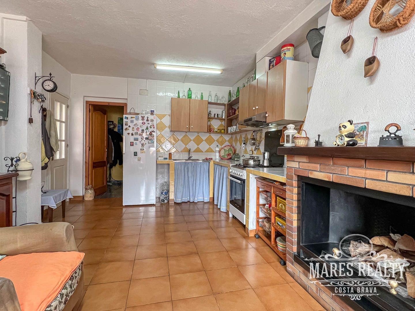 4 bedroom Villa for sale in Lloret de Mar with pool garage - € 499,000 (Ref: 7465192)