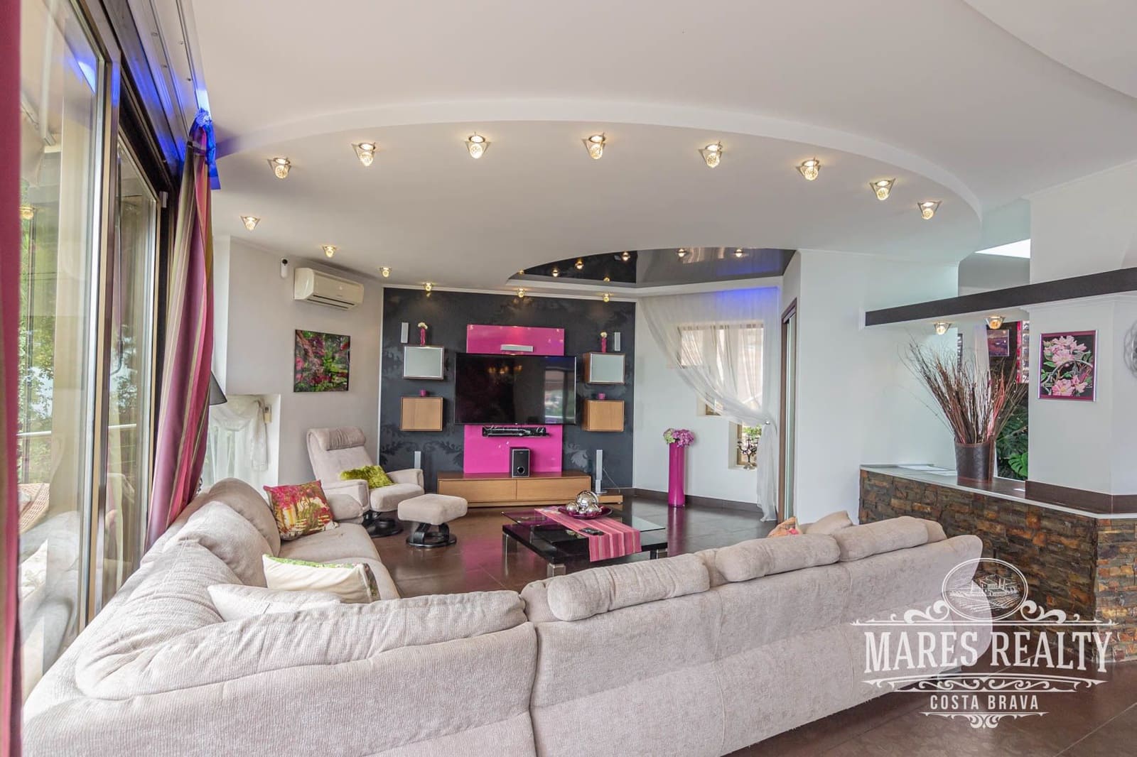 4 quarto Moradia para venda em Lloret de Mar com piscina garagem - 1 590 000 € (Ref: 7472203)