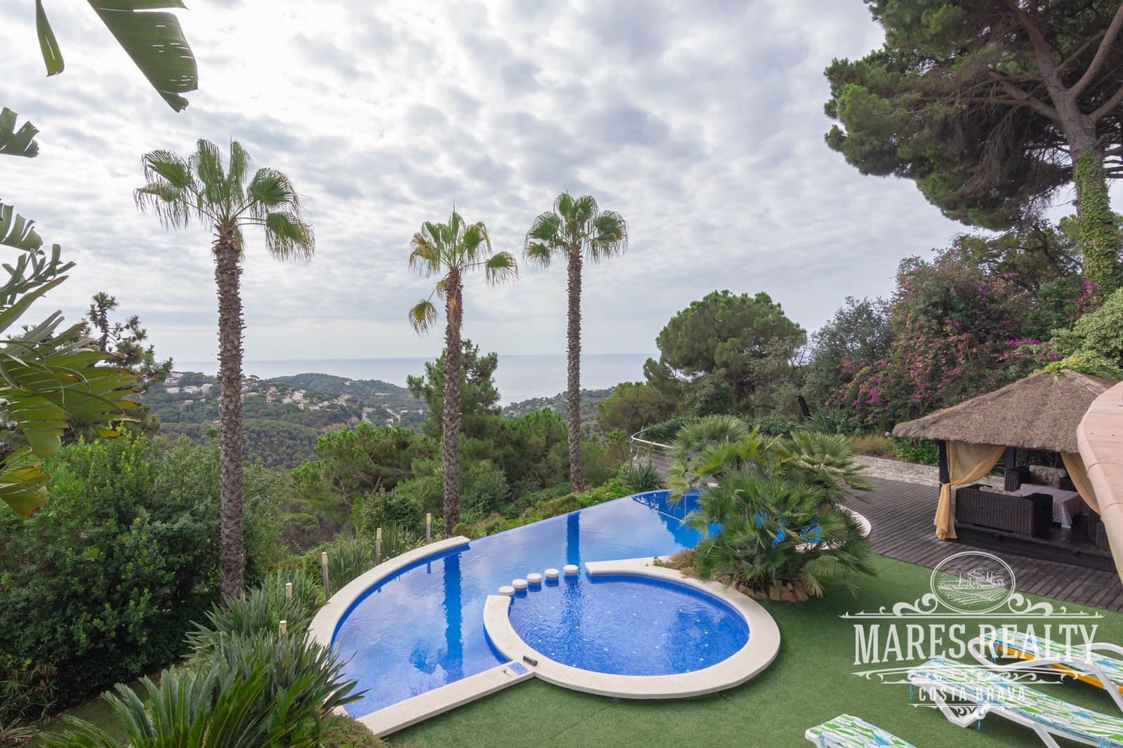 4 quarto Moradia para venda em Lloret de Mar com piscina garagem - 1 590 000 € (Ref: 7472203)