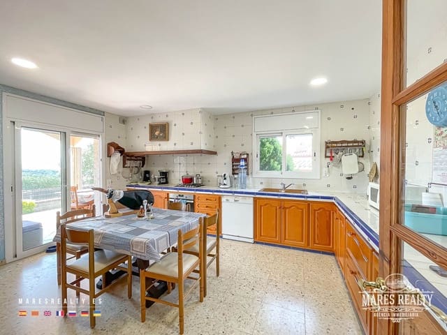 6 chambre Villa/Maison à vendre à Mas Altaba, Maçanet de la Selva avec piscine garage - 445 000 € (Ref: 7538765)