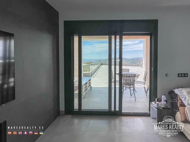 3 soverom Villa til salgs i Roca Grossa, Lloret de Mar med svømmebasseng garasje - € 800 000 (Ref: 7555466)