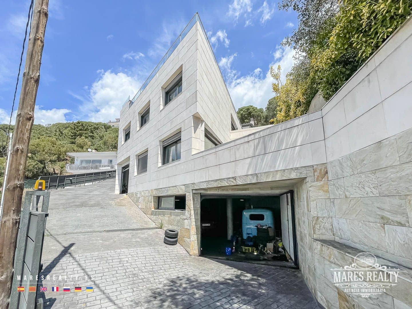 3 soverom Villa til salgs i Lloret de Mar med svømmebasseng garasje - € 800 000 (Ref: 7555466)