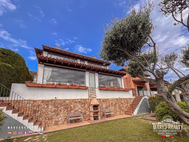 4 bedroom Villa for sale in Tossa de Mar with garage - € 950,000 (Ref: 7558863)
