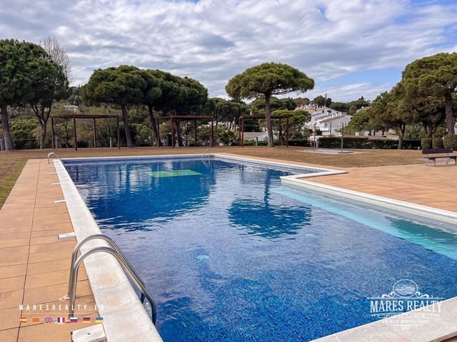 4 bedroom Villa for sale in Tossa de Mar with garage - € 950,000 (Ref: 7558863)