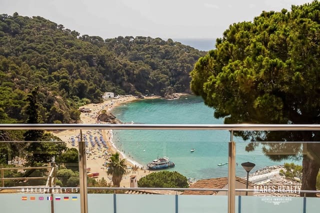 5 slaapkamer Villa te koop in Canyelles, Lloret de Mar met zwembad garage - € 1.900.000 (Ref: 7561785)