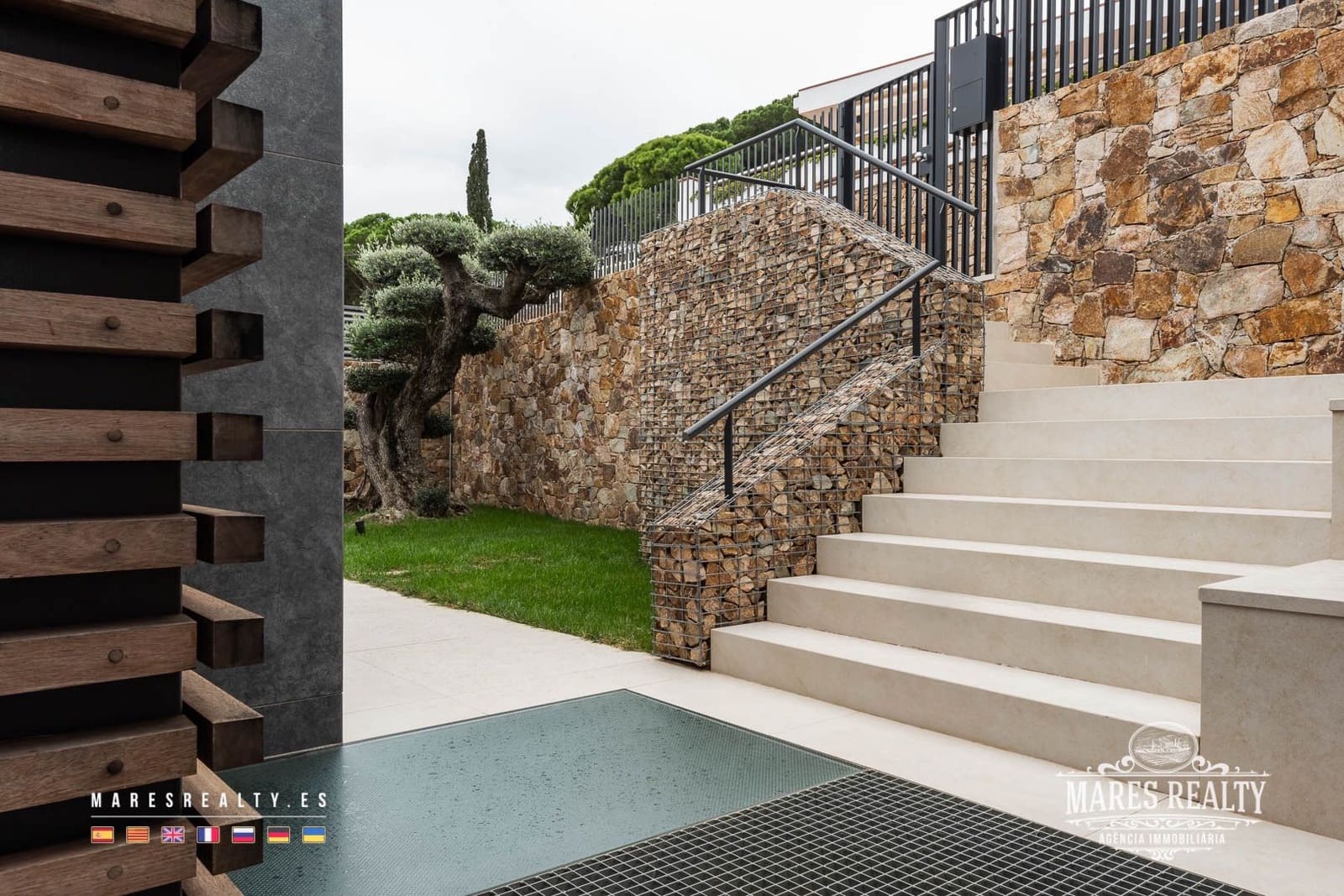 6 soveværelse Villa til salg i Lloret de Mar med swimmingpool garage - € 4.500.000 (Ref: 7561786)