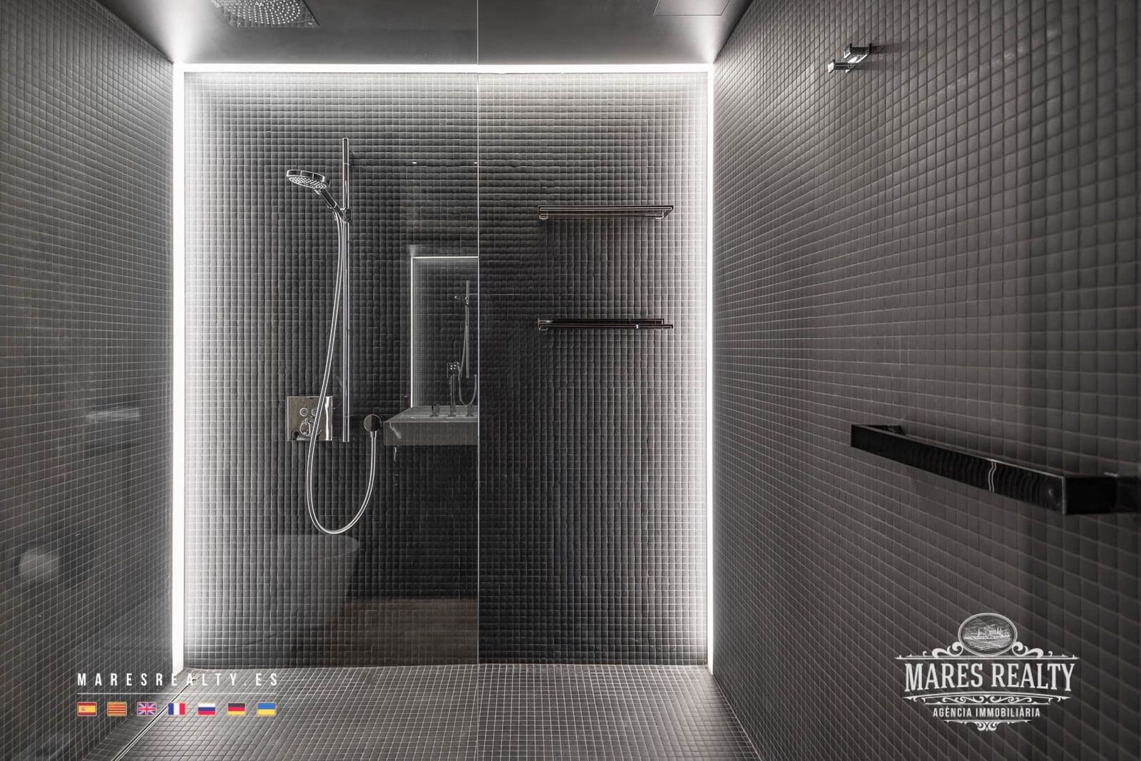 6 soveværelse Villa til salg i Lloret de Mar med swimmingpool garage - € 4.500.000 (Ref: 7561786)