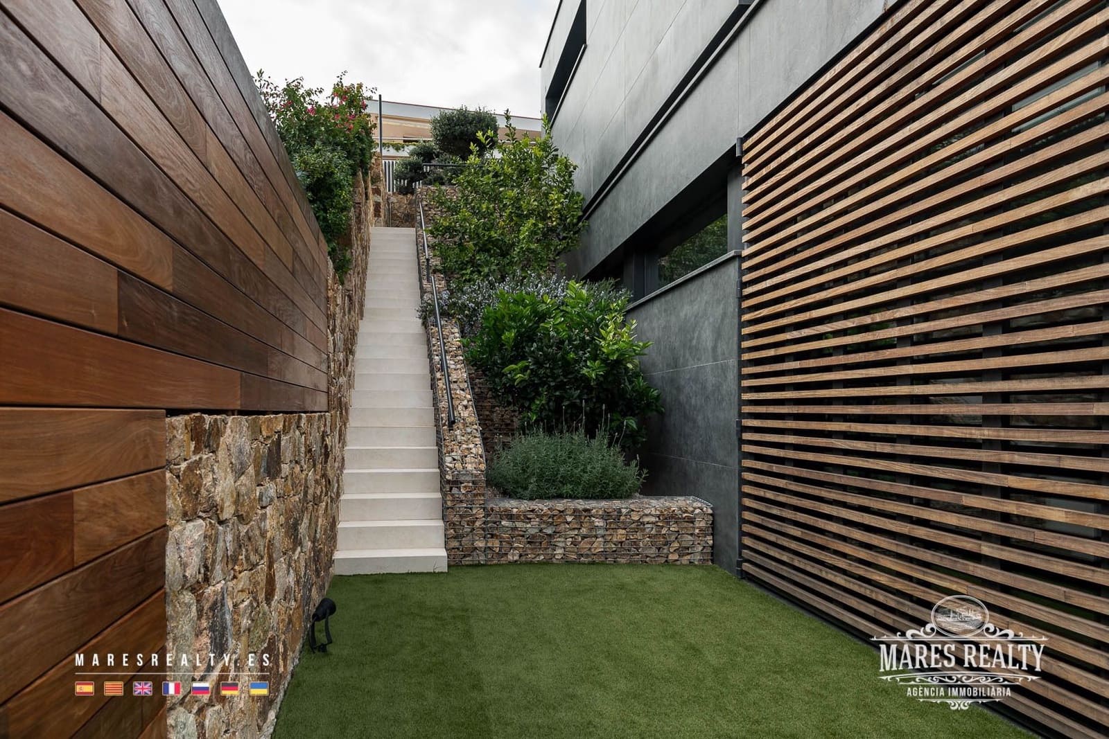 6 soveværelse Villa til salg i Lloret de Mar med swimmingpool garage - € 4.500.000 (Ref: 7561786)