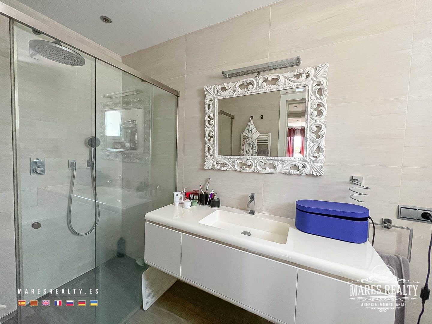 4 makuuhuone Huvila myytävänä paikassa Lloret de Mar mukana uima-altaan 
autotalli - 1 590 000 € (Ref: 7566973)