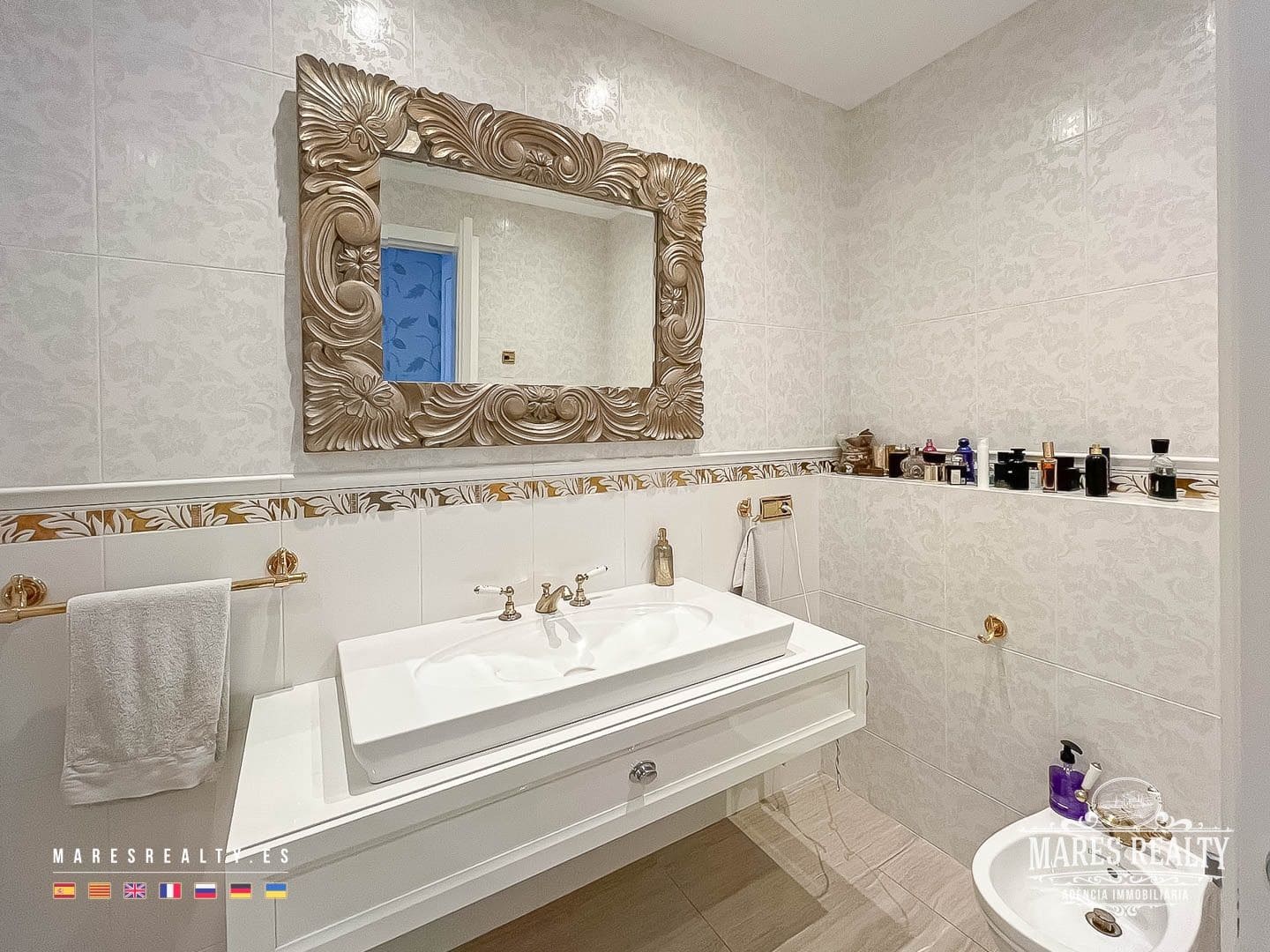 4 makuuhuone Huvila myytävänä paikassa Lloret de Mar mukana uima-altaan 
autotalli - 1 590 000 € (Ref: 7566973)