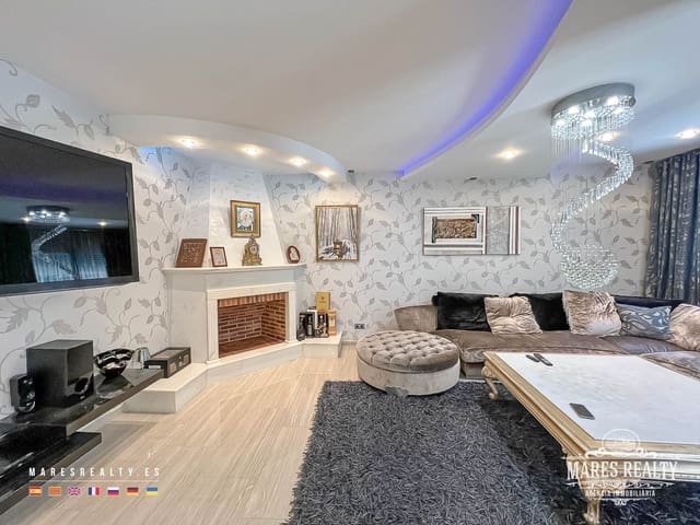 4 soverom Villa til salgs i Condado del Jaruco - Puigventós, Lloret de Mar med svømmebasseng garasje - € 1 590 000 (Ref: 7566973)