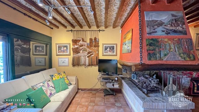 3 Zimmer Villa zu verkaufen in Canyelles, Lloret de Mar mit Garage - 350.000 € (Ref: 7572542)