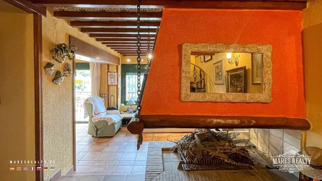 3 Zimmer Villa zu verkaufen in Canyelles, Lloret de Mar mit Garage - 350.000 € (Ref: 7572542)