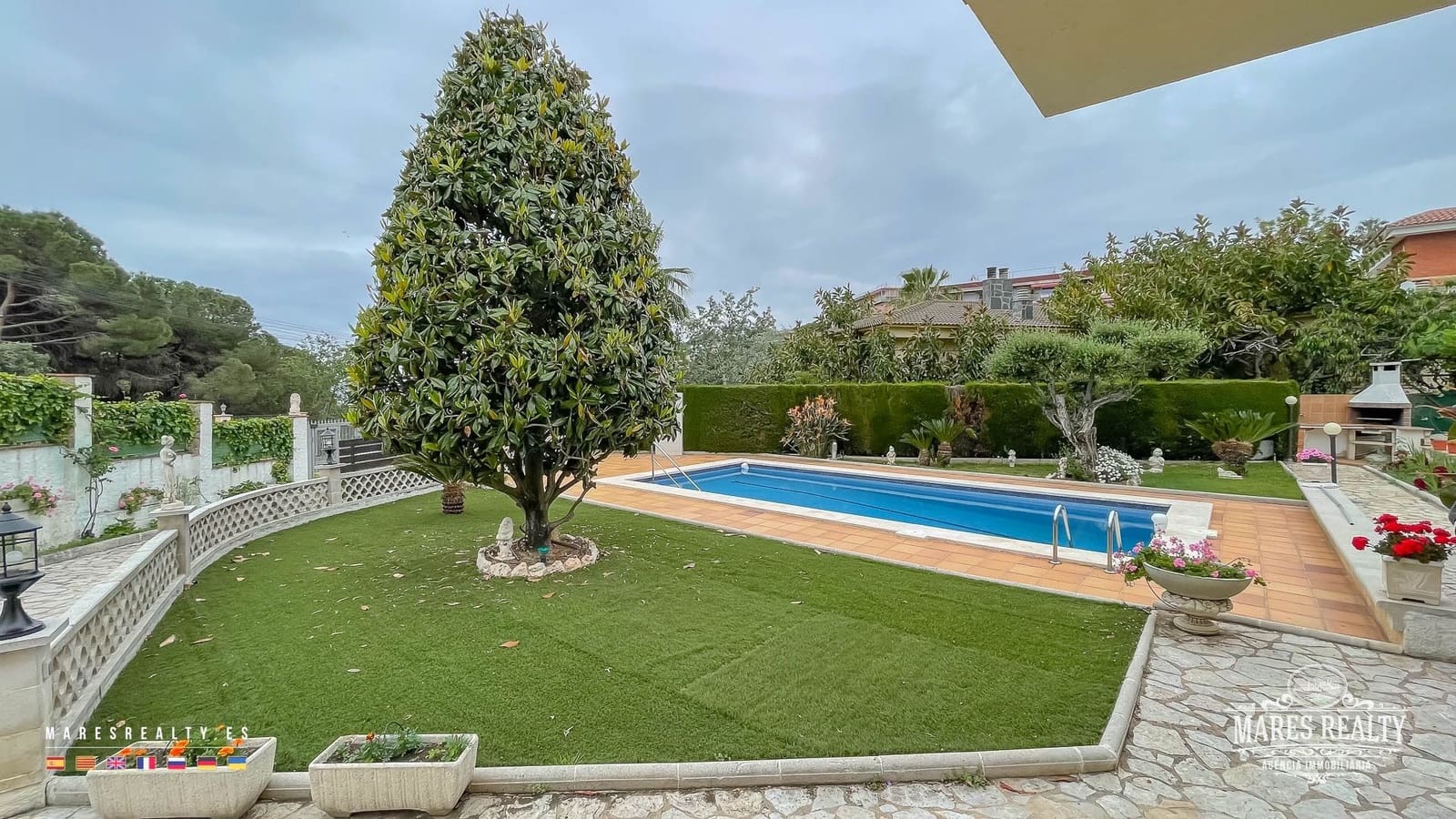 3 soveværelse Villa til salg i Lloret de Mar med swimmingpool garage - € 590.000 (Ref: 7580553)