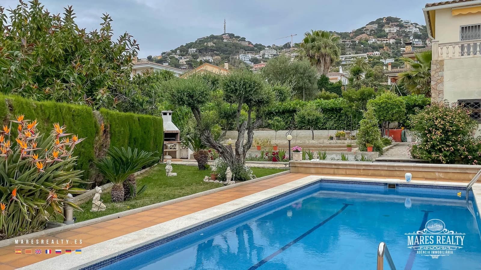 3 soveværelse Villa til salg i Lloret de Mar med swimmingpool garage - € 590.000 (Ref: 7580553)