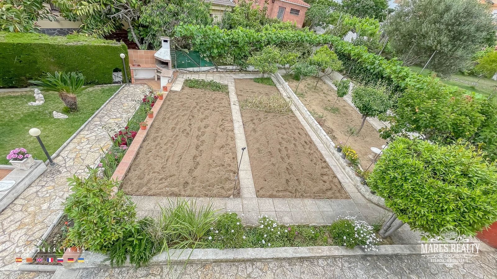 3 soveværelse Villa til salg i Lloret de Mar med swimmingpool garage - € 590.000 (Ref: 7580553)