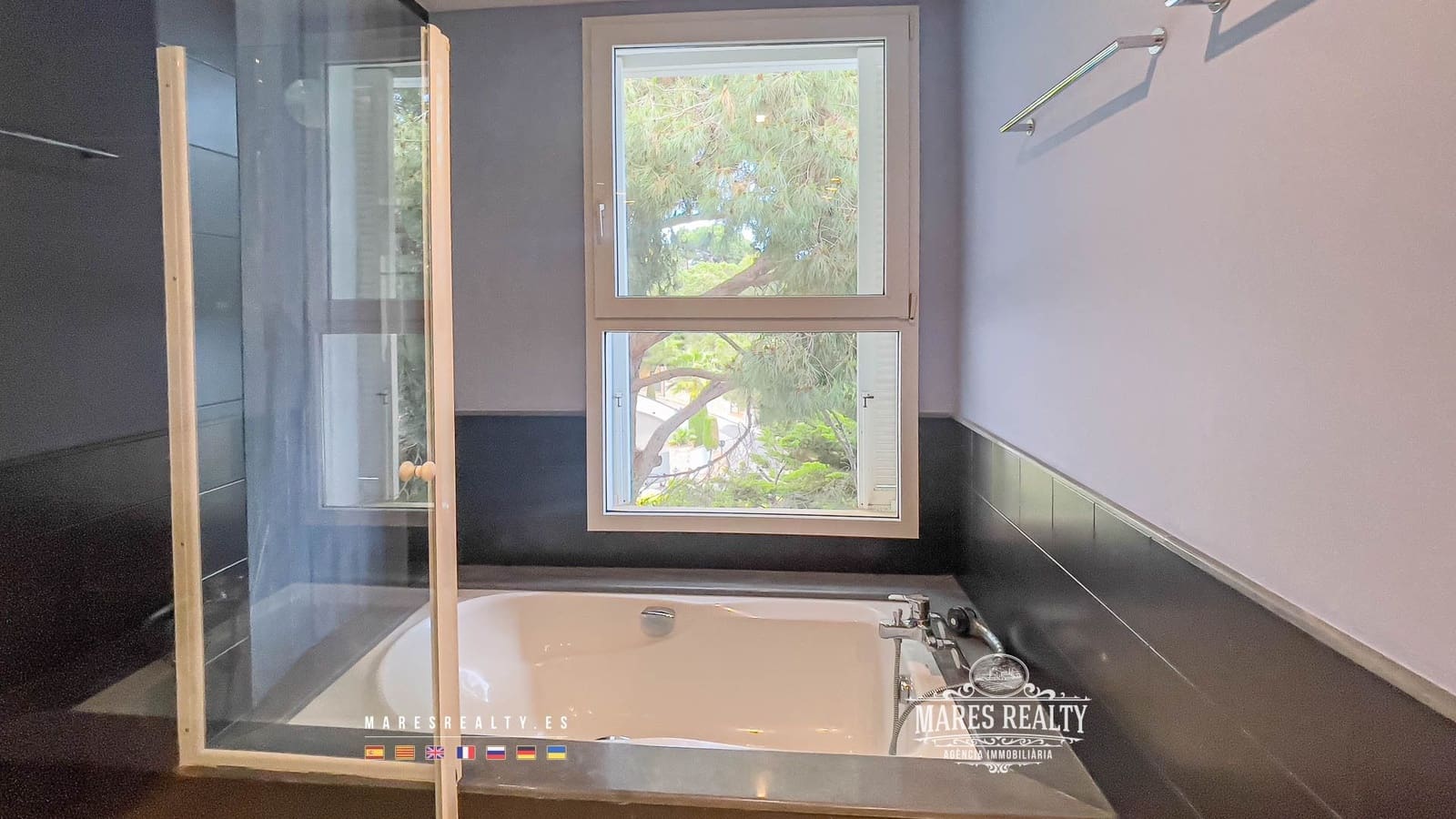 4 slaapkamer Villa te koop in Lloret de Mar met zwembad garage - € 2.950.000 (Ref: 7618313)