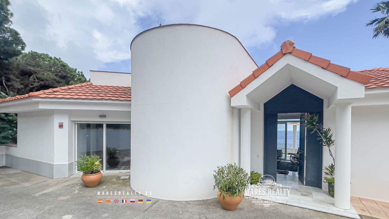 4 slaapkamer Villa te koop in Lloret de Mar met zwembad garage - € 2.950.000 (Ref: 7618313)