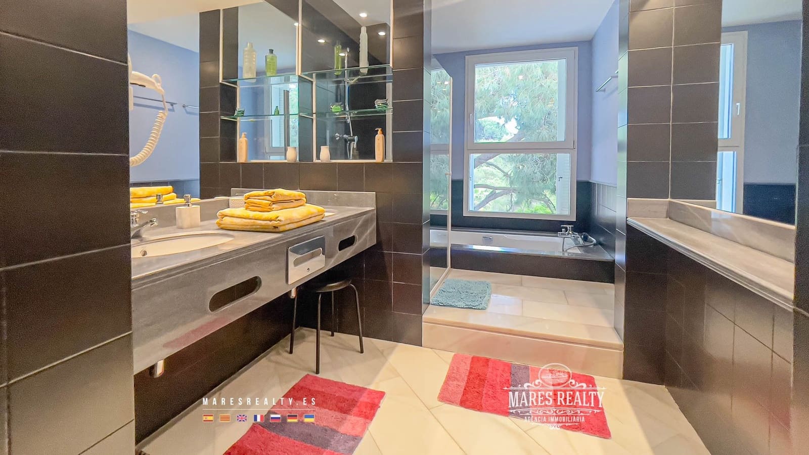 4 slaapkamer Villa te koop in Lloret de Mar met zwembad garage - € 2.950.000 (Ref: 7618313)