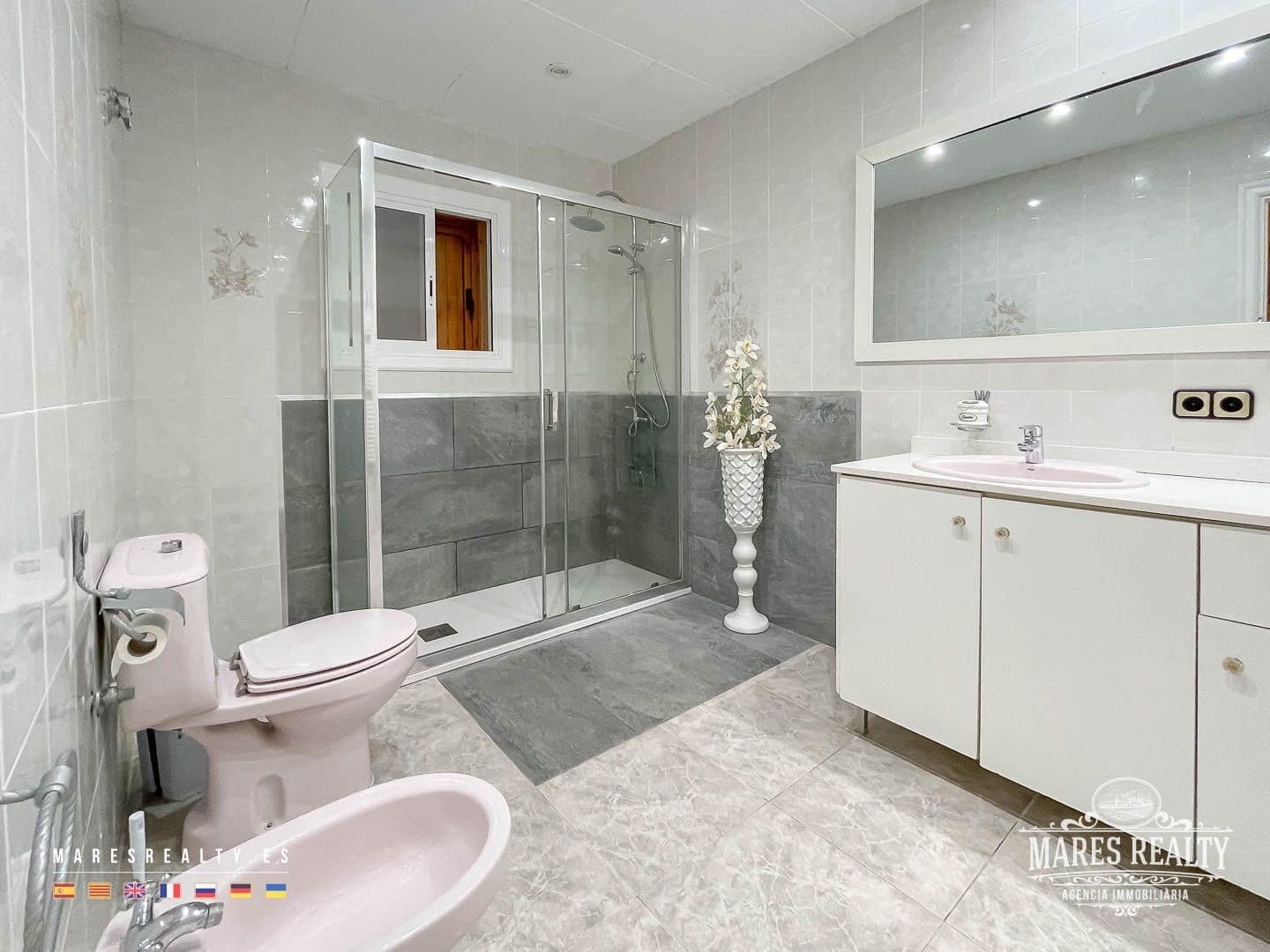 3 bedroom Villa for sale in Lloret de Mar with pool garage - € 636,000 (Ref: 7650730)