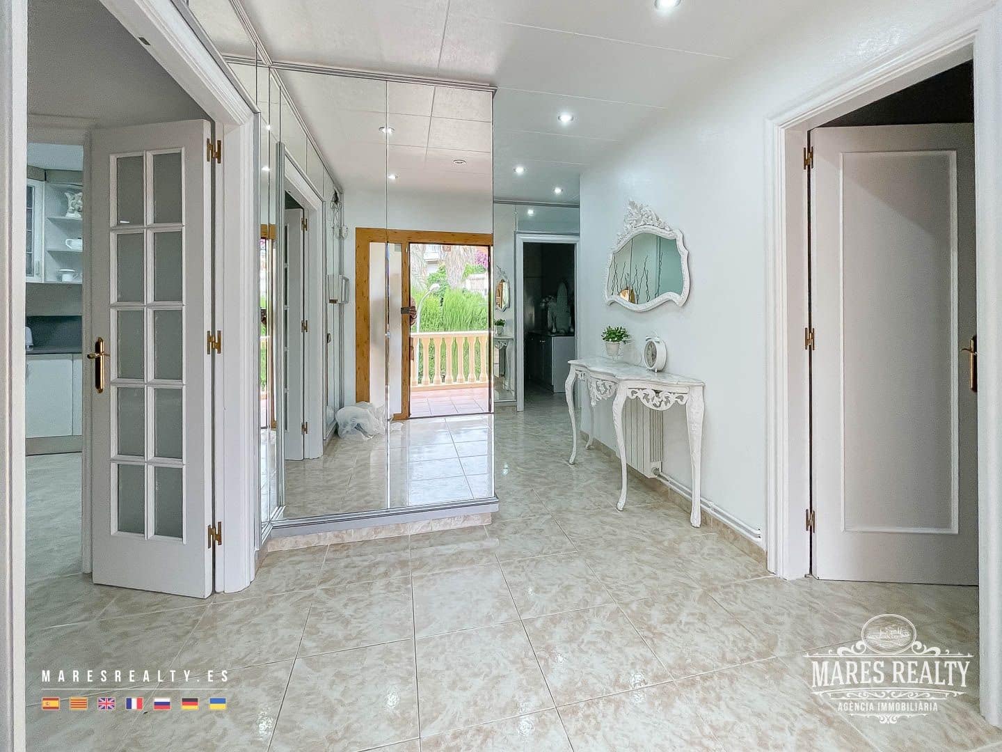 3 bedroom Villa for sale in Lloret de Mar with pool garage - € 636,000 (Ref: 7650730)