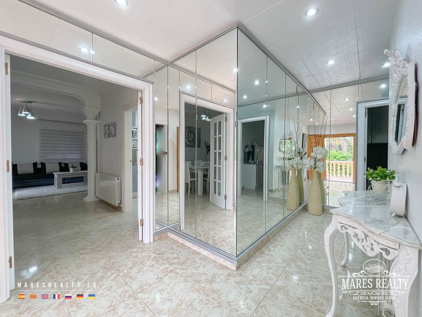 3 bedroom Villa for sale in Lloret de Mar with pool garage - € 636,000 (Ref: 7650730)