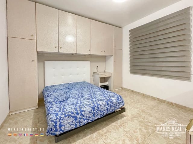 Chalet de 3 habitaciones en Lloret de Mar en venta con piscina garaje - 636.000 € (Ref: 7650730)