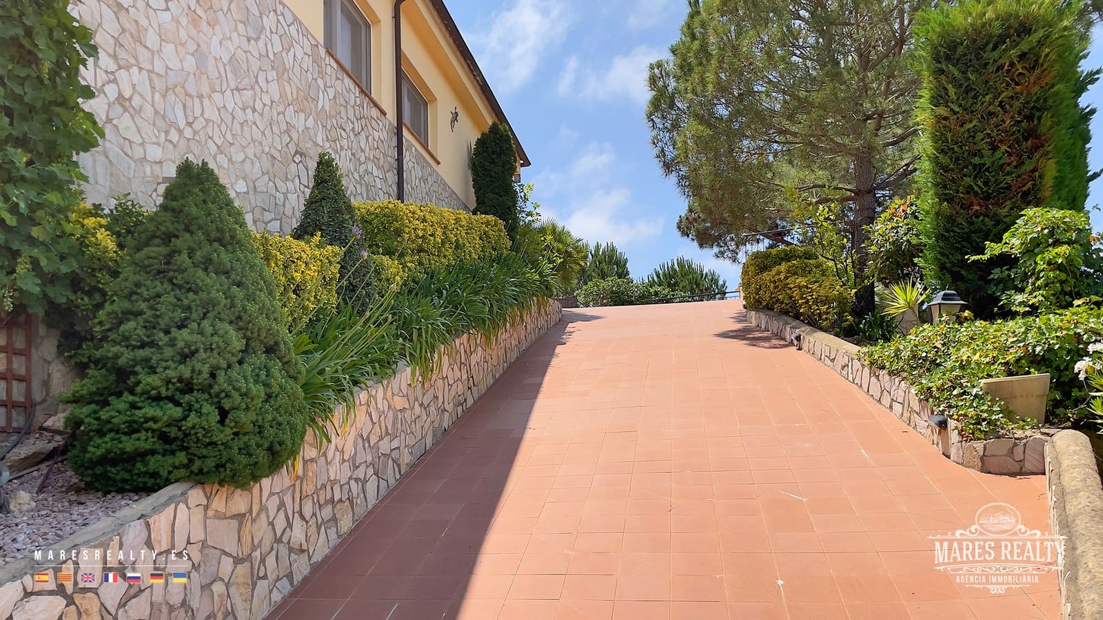 3 soveværelse Villa til salg i Lloret de Mar med swimmingpool garage - € 527.000 (Ref: 7658264)