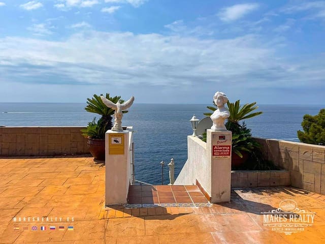 Chalet de 7 habitaciones en Lloret de Mar en venta con piscina garaje - 5.900.000 € (Ref: 7680163)