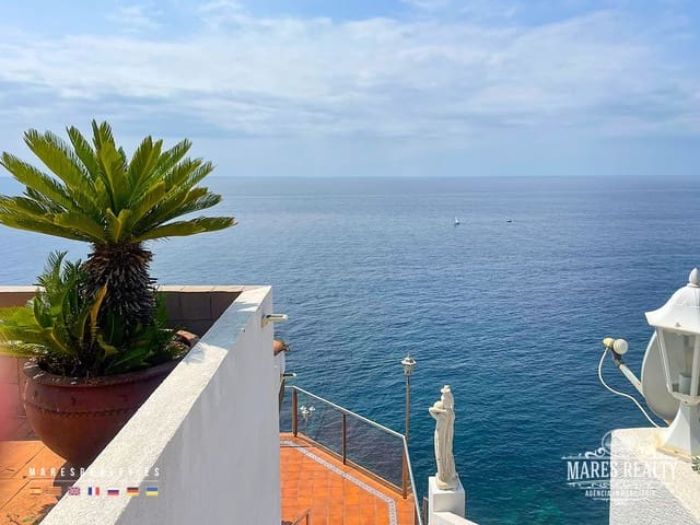 Chalet de 7 habitaciones en Lloret de Mar en venta con piscina garaje - 5.900.000 € (Ref: 7680163)