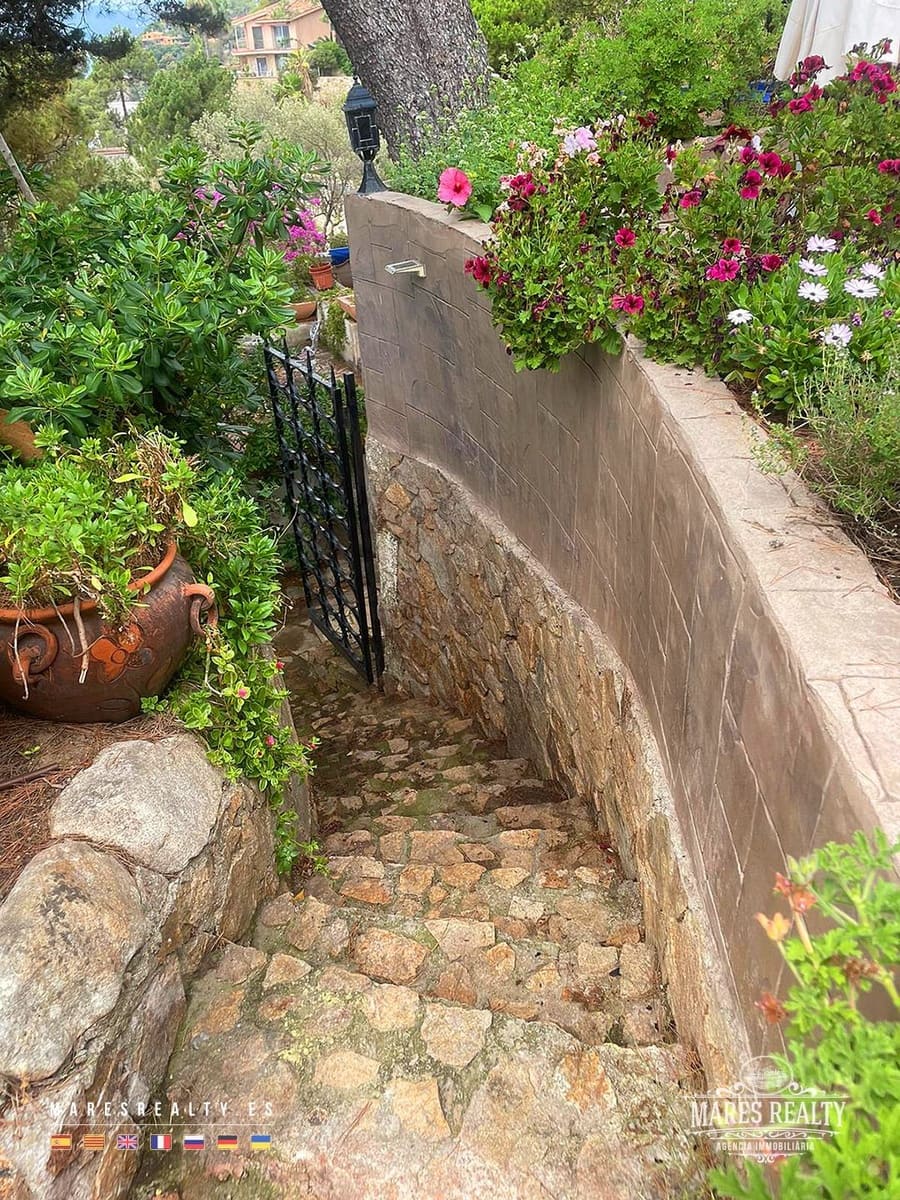 7 soveværelse Villa til salg i Lloret de Mar med swimmingpool garage - € 5.900.000 (Ref: 7680163)