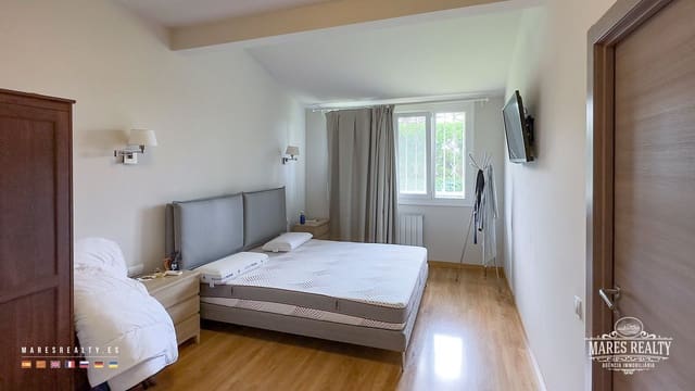 3 soverom Villa til salgs i Lloret de Mar med garasje - € 685 000 (Ref: 7723215)