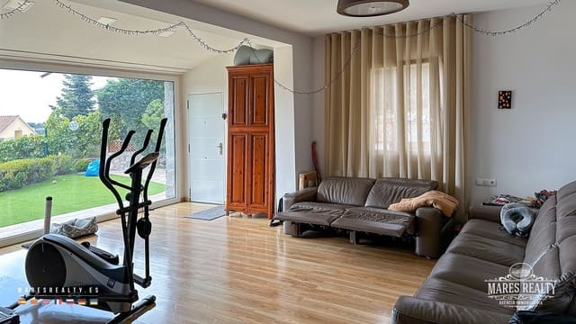 3 soverom Villa til salgs i Lloret de Mar med garasje - € 685 000 (Ref: 7723215)