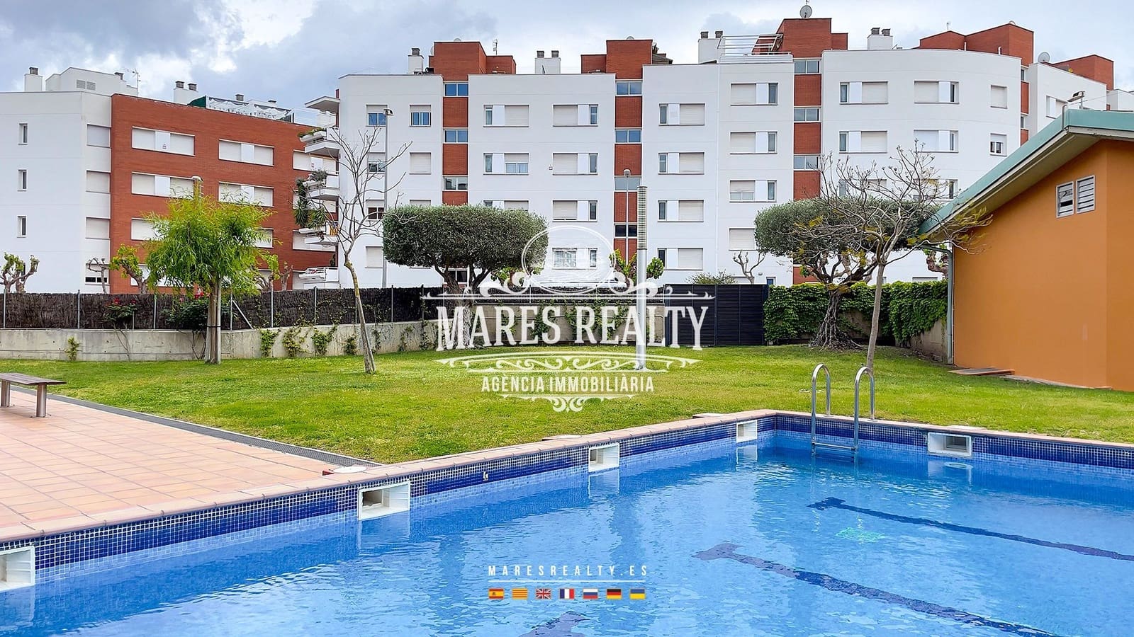 3 soveværelse Lejlighed til salg i Lloret de Mar med swimmingpool - € 350.000 (Ref: 7747774)