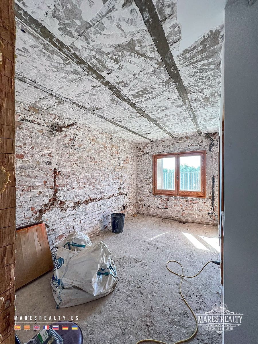 4 chambre Villa/Maison à vendre à Blanes avec garage - 790 000 € (Ref: 7757647)