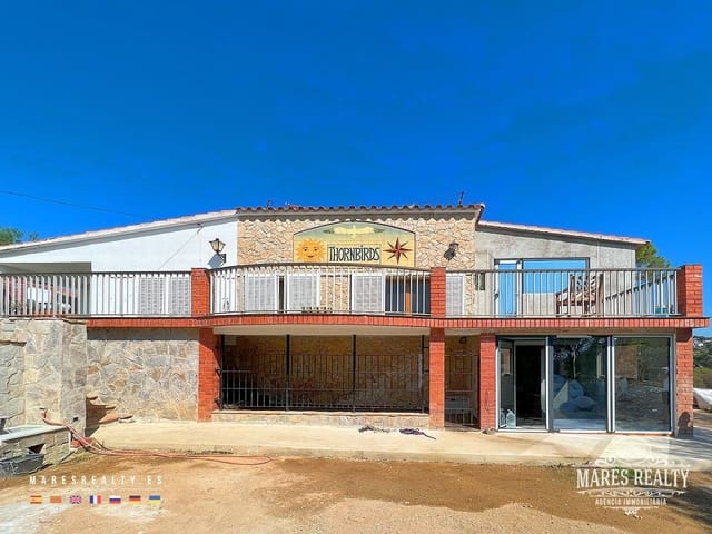 4 chambre Villa/Maison à vendre à Blanes avec garage - 790 000 € (Ref: 7757647)