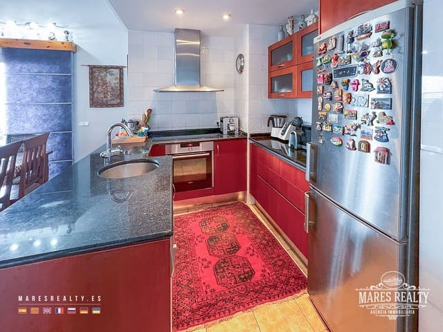 3 bedroom Villa for sale in Lloret de Mar with garage - € 570,000 (Ref: 7791742)