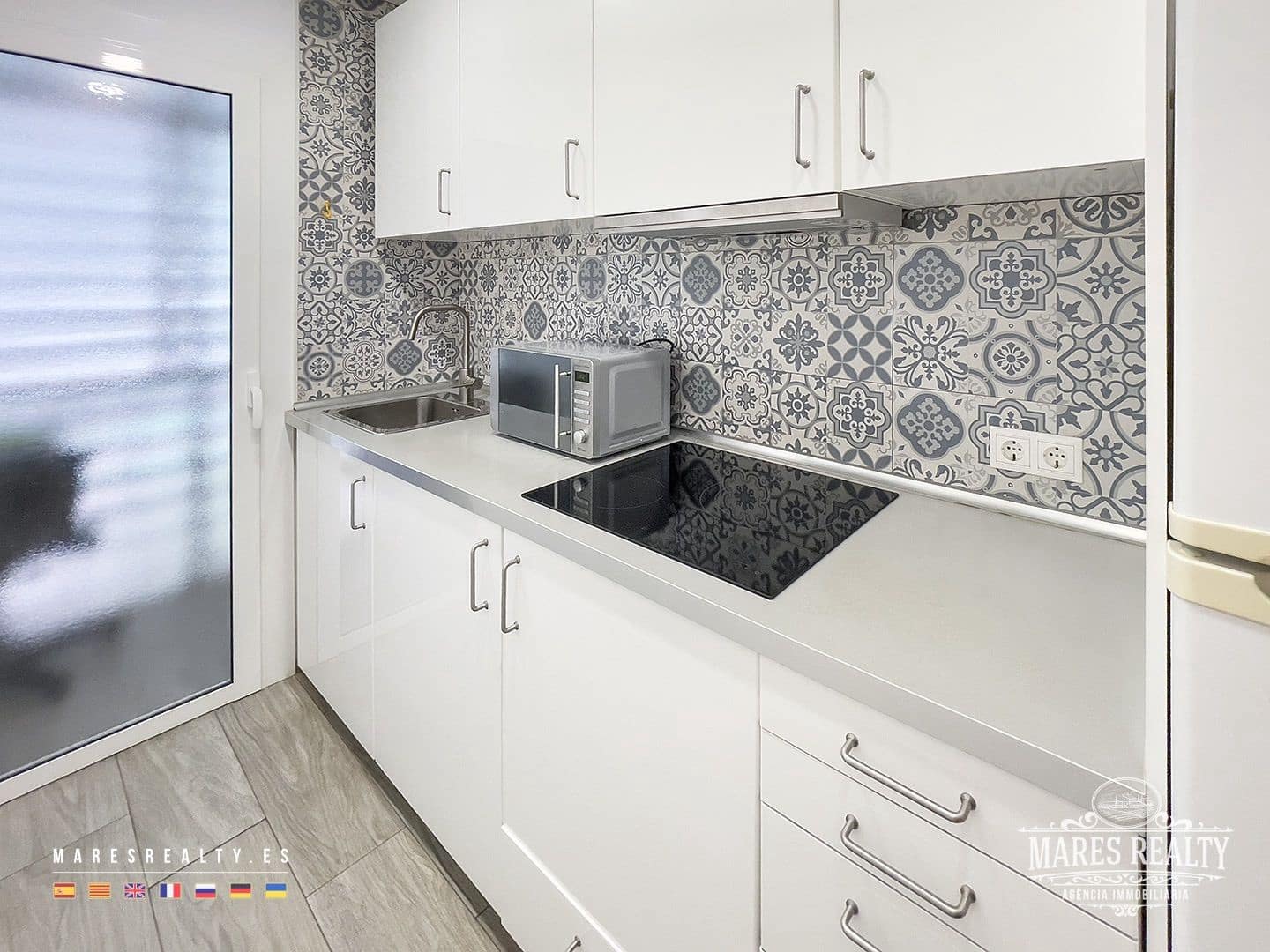 3 bedroom Flat for sale in Lloret de Mar with pool - € 198,000 (Ref: 7800891)