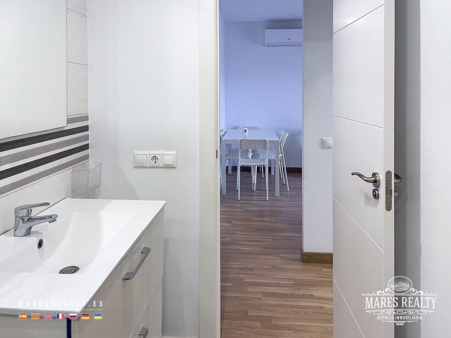 3 bedroom Flat for sale in Lloret de Mar with pool - € 198,000 (Ref: 7800891)