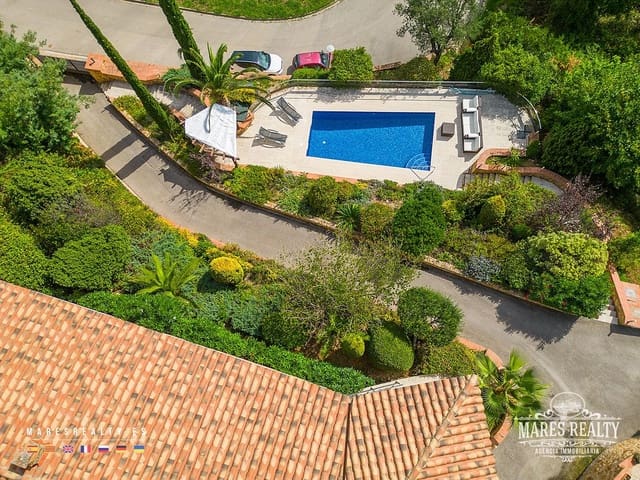 3 bedroom Villa for sale in Platja d'Aro, Castell-Platja d'Aro with pool garage - € 790,000 (Ref: 7813805)