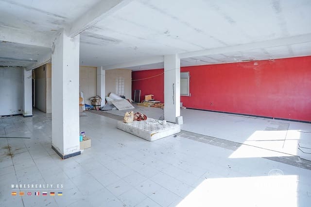 Commercieel te koop in Maçanet de la Selva - € 189.000 (Ref: 7818958)