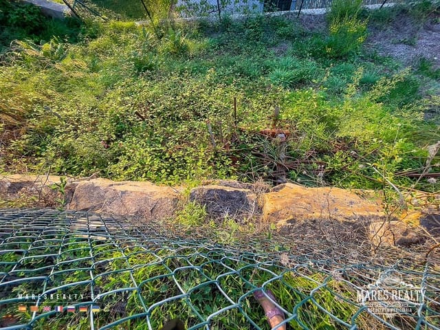 Rakentamaton maa myytävänä paikassa Roca Grossa, Lloret de Mar - 133 000 € (Ref: 7830750)