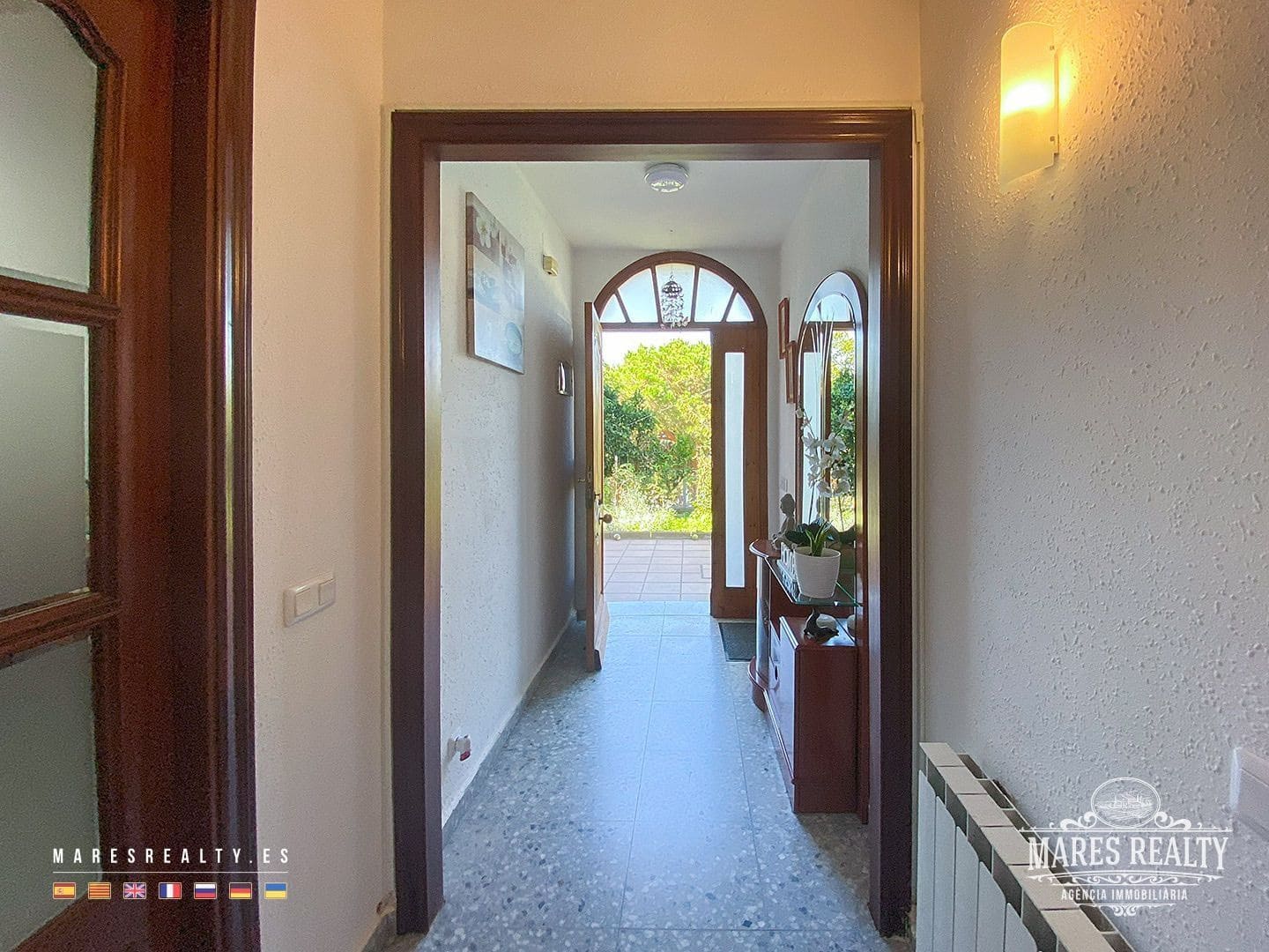 6 soveværelse Villa til salg i Argentona med garage - € 475.000 (Ref: 7830751)