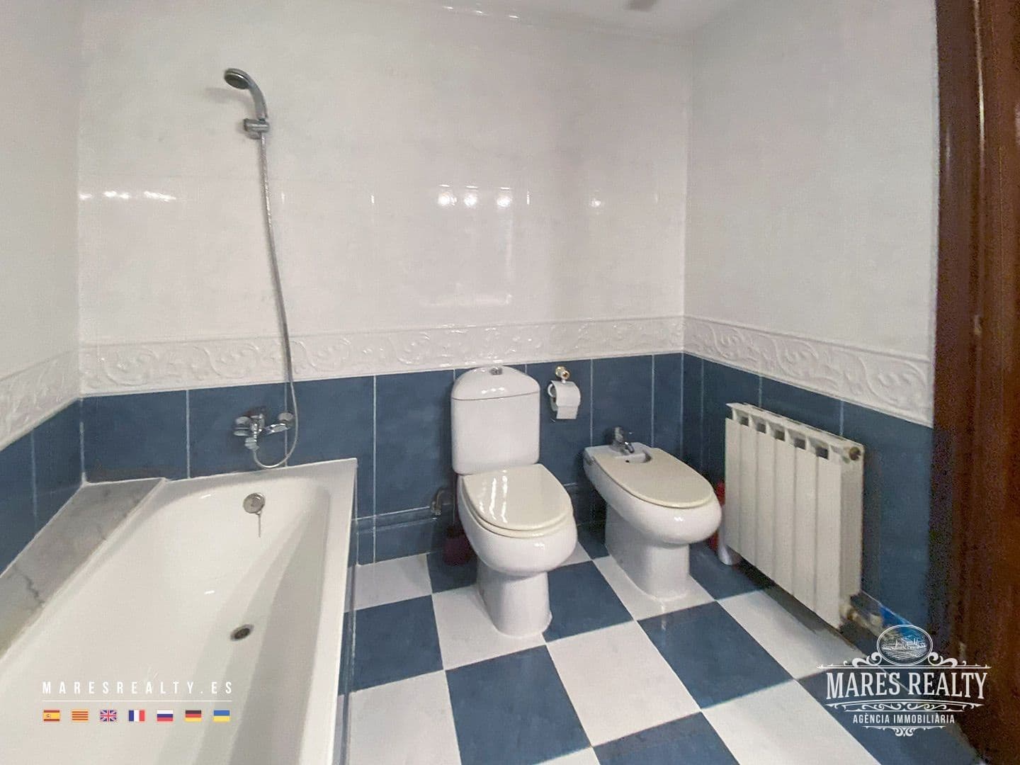 6 soveværelse Villa til salg i Argentona med garage - € 475.000 (Ref: 7830751)