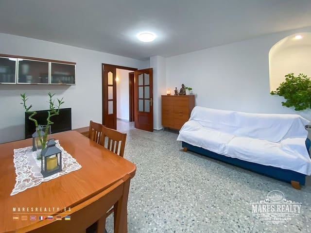 6 soverom Villa til salgs i Argentona med garasje - € 475 000 (Ref: 7830751)