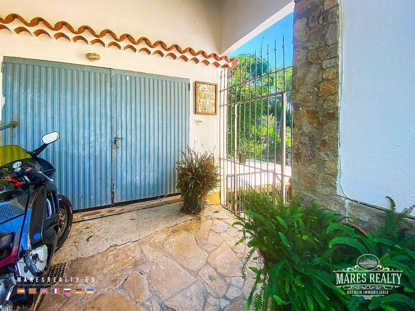 6 soveværelse Villa til salg i Argentona med garage - € 475.000 (Ref: 7830751)