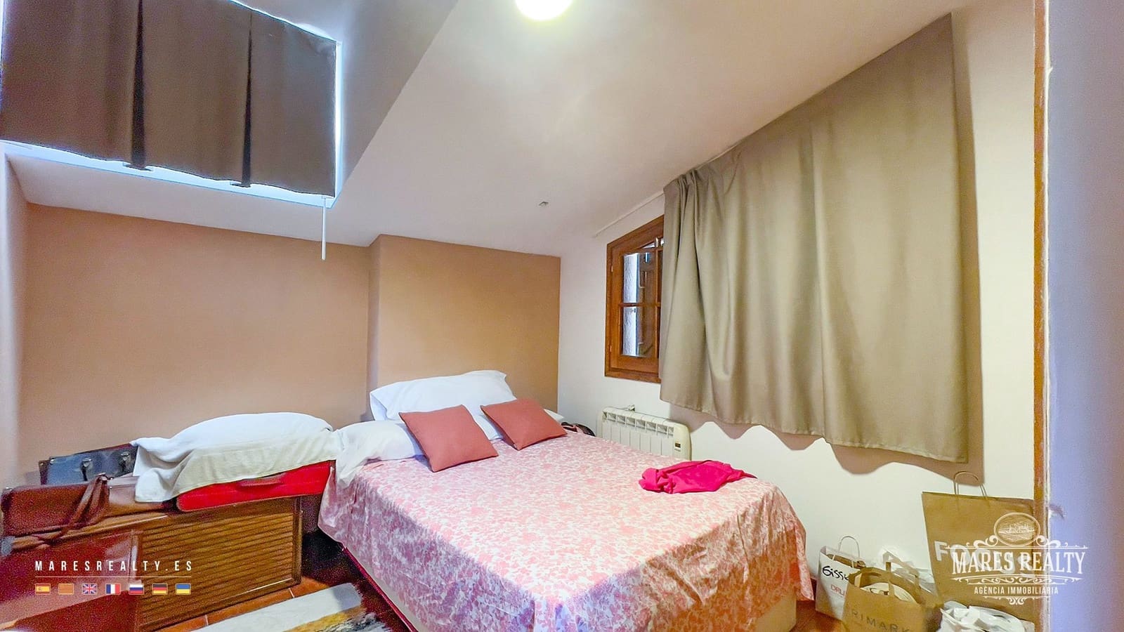 4 bedroom Villa for sale in Lloret de Mar with pool garage - € 290,000 (Ref: 7850216)